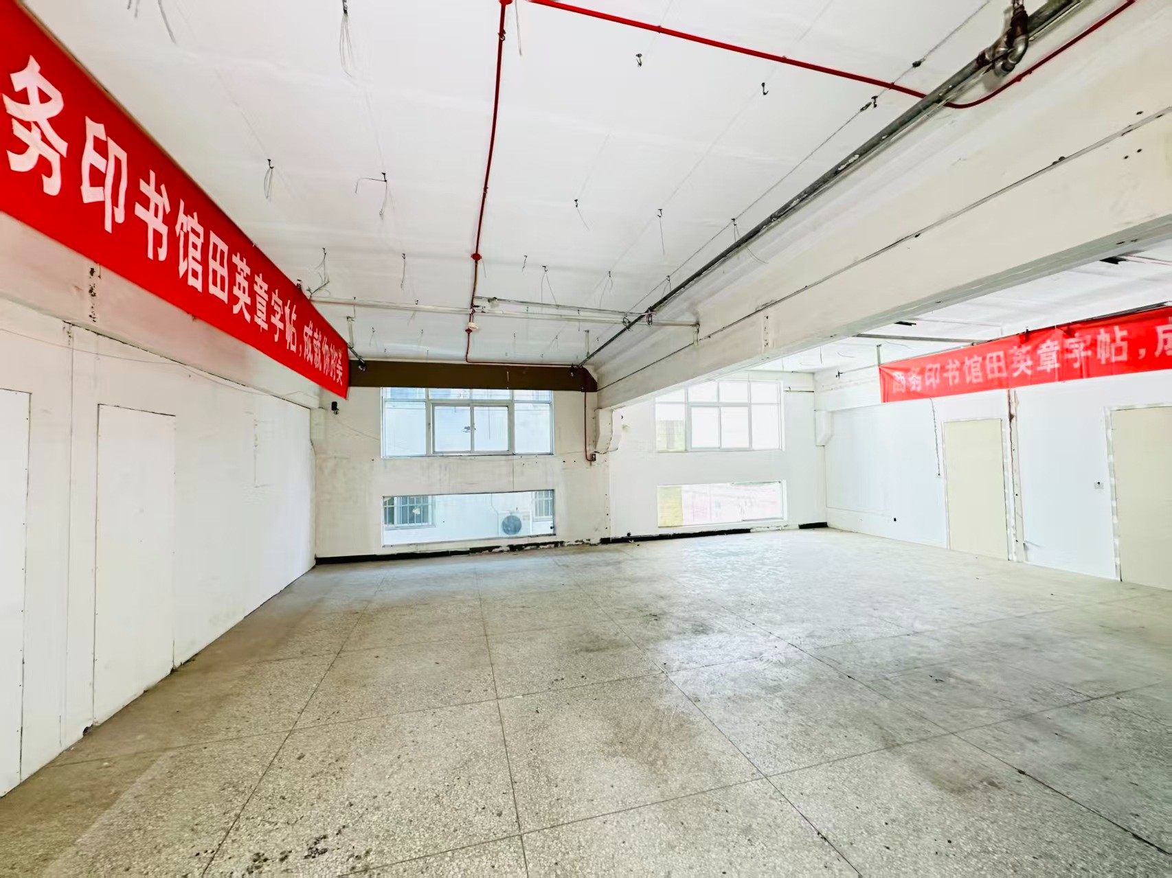 春园东路建议再强化“人工智能算力中心、AI应用孵化、数字经济示范园”等产业概念，会更符合产业园招商语言_COPY